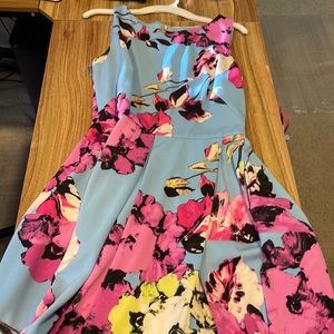 Neiman Marcus Floral Dress with Pockets!